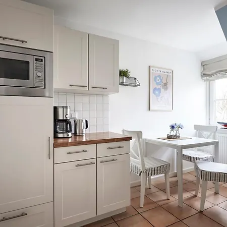 Haus Badestrasse 15a Og * Wyk auf Foehr