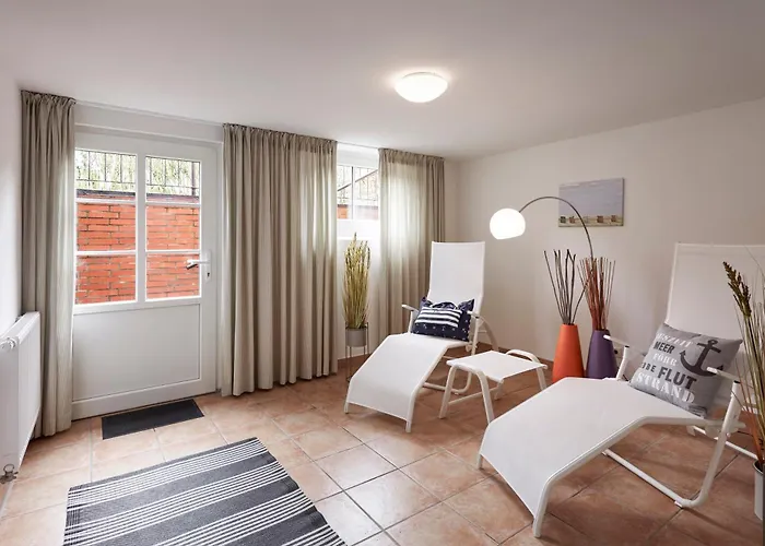 Haus Badestrasse 15a Og * Вик-ауф-Фёр